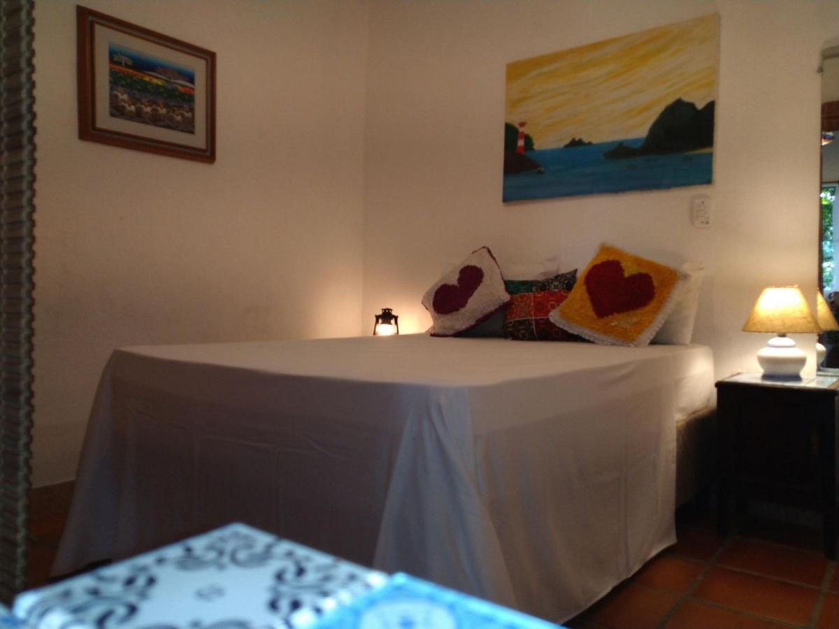 Elephant Guesthouse Beira Mar - Suites Com Cafe Da Manha Ilhabela Ngoại thất bức ảnh