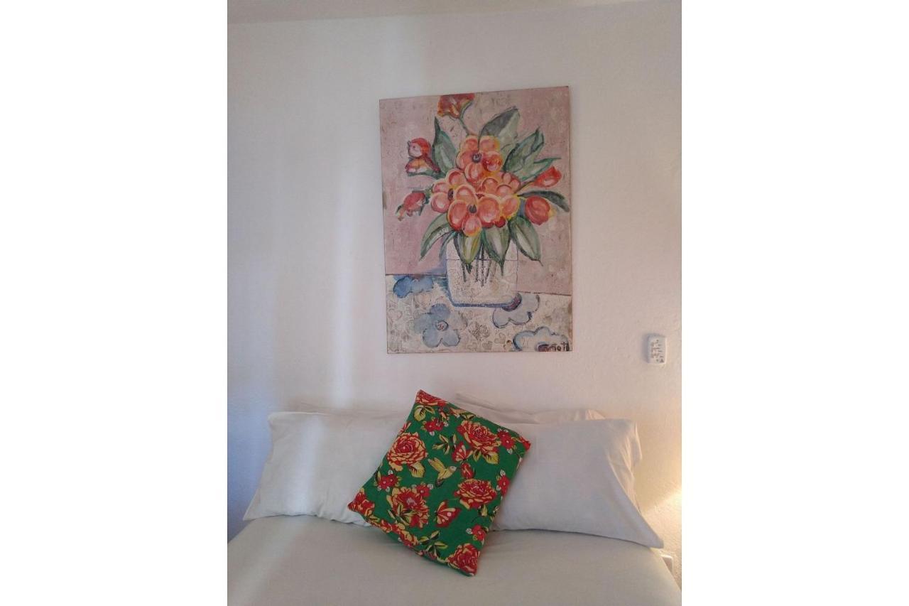 Elephant Guesthouse Beira Mar - Suites Com Cafe Da Manha Ilhabela Ngoại thất bức ảnh