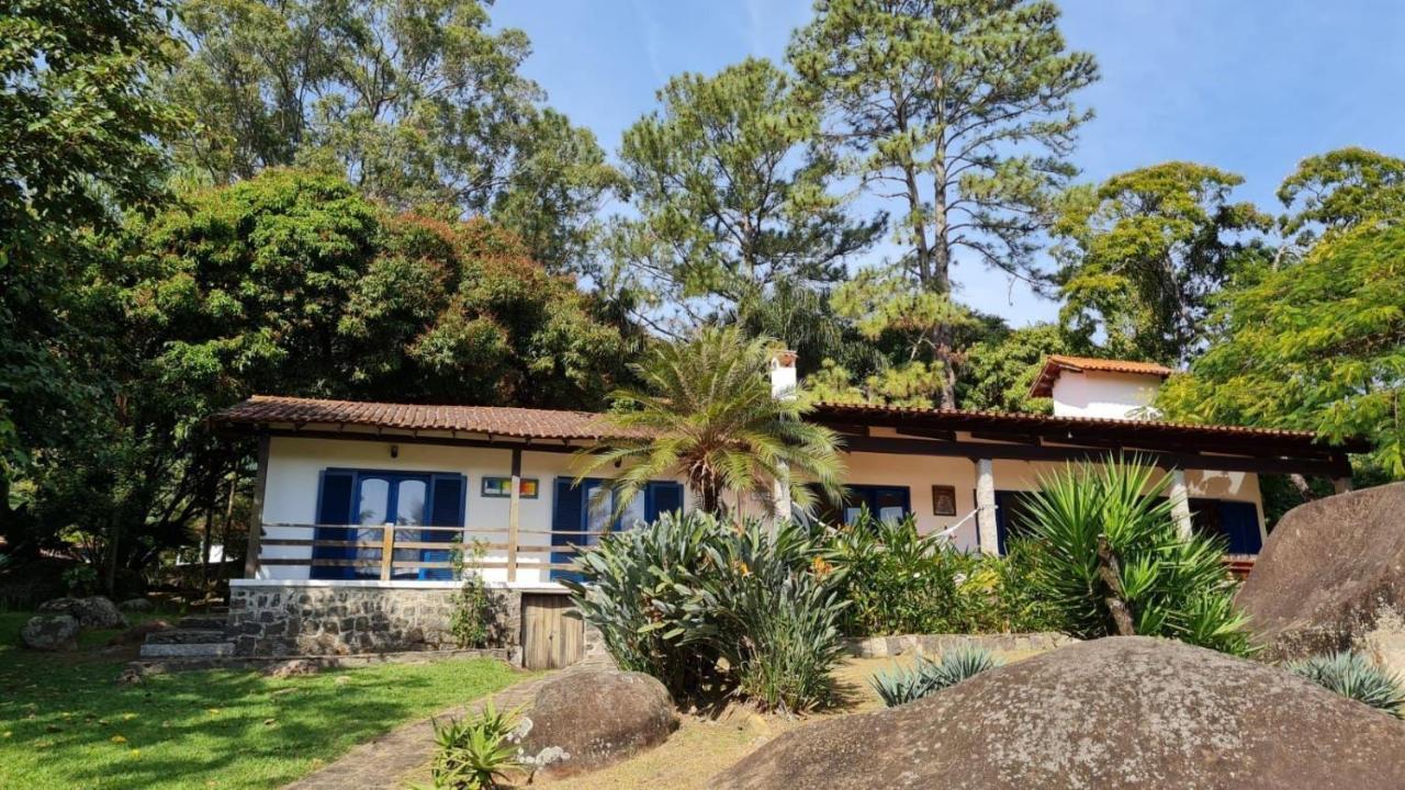 Elephant Guesthouse Beira Mar - Suites Com Cafe Da Manha Ilhabela Ngoại thất bức ảnh