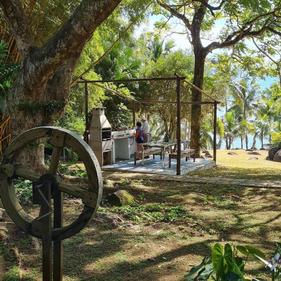 Elephant Guesthouse Beira Mar - Suites Com Cafe Da Manha Ilhabela Ngoại thất bức ảnh