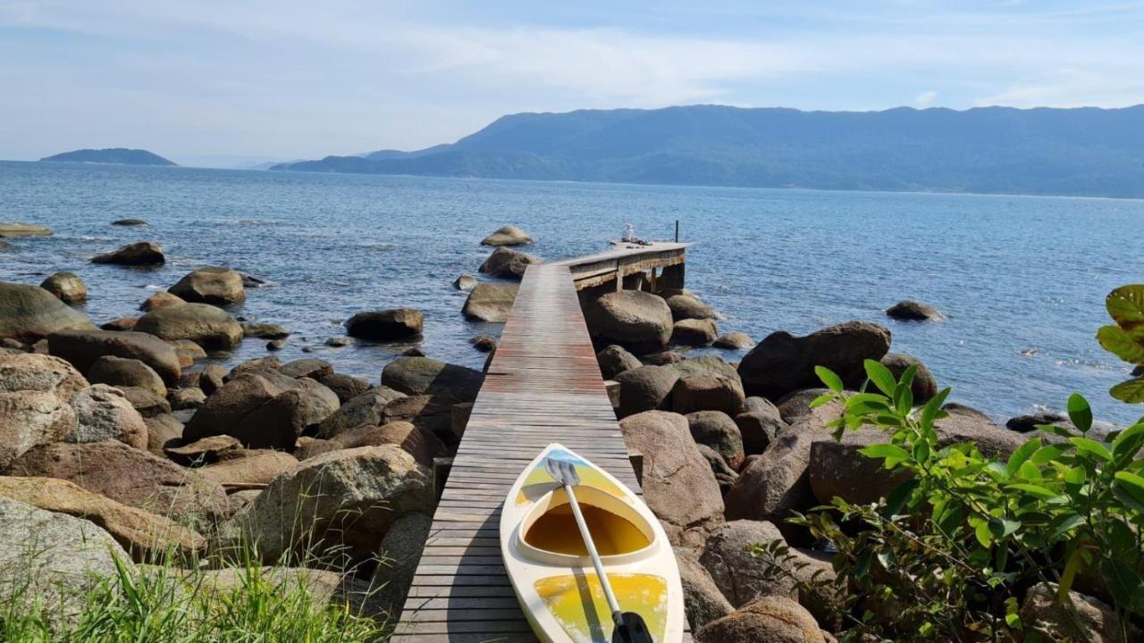 Elephant Guesthouse Beira Mar - Suites Com Cafe Da Manha Ilhabela Ngoại thất bức ảnh