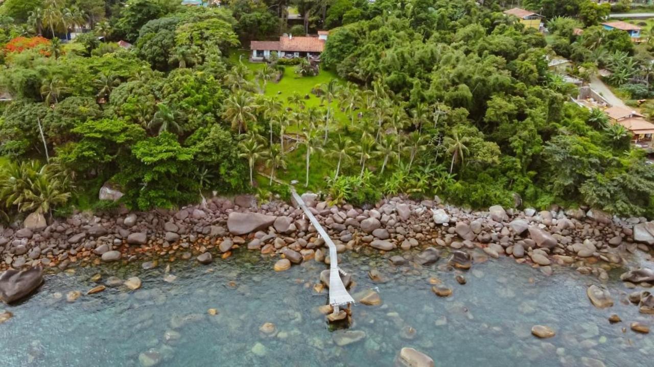 Elephant Guesthouse Beira Mar - Suites Com Cafe Da Manha Ilhabela Ngoại thất bức ảnh